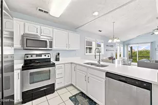 421 N New River Dr, Surf City, NC 28445 - Photo 13