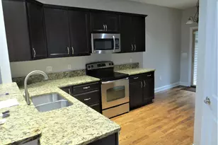 102 Cypress Cir, Southern Pines, NC 28387 - Photo 3