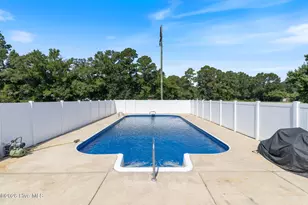 123 N Elmhurst St, Clarkton, NC 28433 - Photo 21