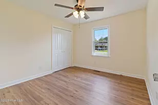 123 N Elmhurst St, Clarkton, NC 28433 - Photo 15