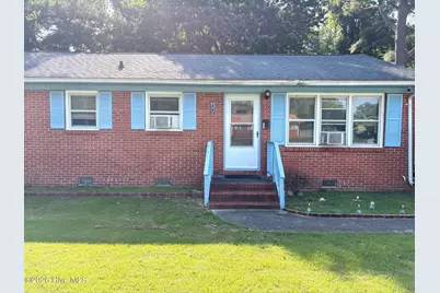 110 Long Acres Drive, Jacksonville, NC 28546 - Photo 3