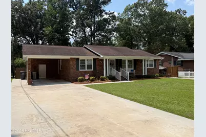 209 Nancy Street, Lake Waccamaw, NC 28450 - Photo 7