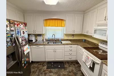 209 Nancy Street, Lake Waccamaw, NC 28450 - Photo 13