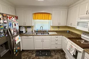 209 Nancy St, Lake Waccamaw, NC 28450 - Photo 13