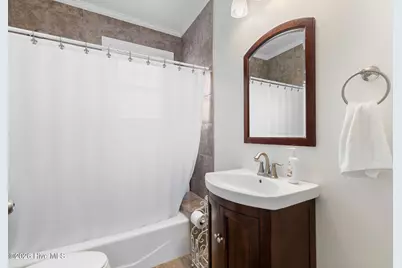 313 N Breazeale Avenue, Mount Olive, NC 28365 - Photo 21