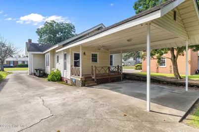 313 N Breazeale Avenue, Mount Olive, NC 28365 - Photo 7