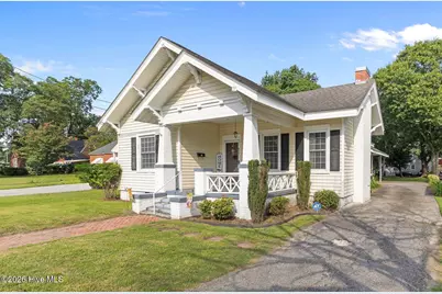 313 N Breazeale Avenue, Mount Olive, NC 28365 - Photo 3