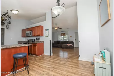 102 Turtle Creek Court, Jacksonville, NC 28540 - Photo 7