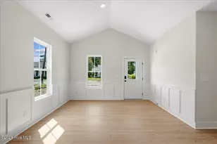 306 S Sycamore St, Fremont, NC 27830 - Photo 17