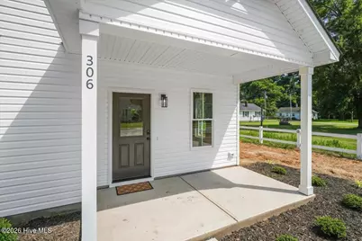 306 S Sycamore Street, Fremont, NC 27830 - Photo 5
