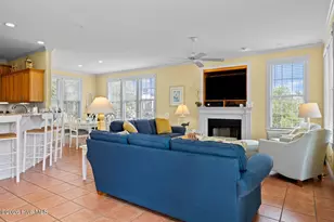 201 Shipwreck Ln, Emerald Isle, NC 28594 - Photo 5