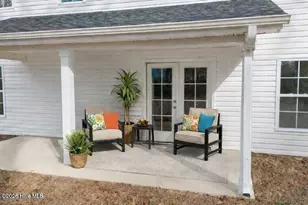 4371 W Pine St, Farmville, NC 27828 - Photo 7