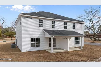 4371 W Pine Street #B, Farmville, NC 27828 - Photo 3