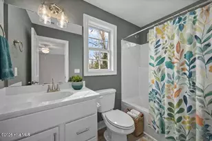 4371 W Pine St, Farmville, NC 27828 - Photo 9