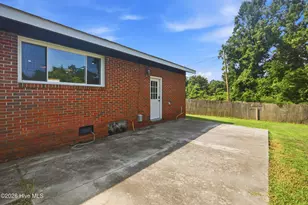 317 Sterling Ct, Jacksonville, NC 28546 - Photo 33