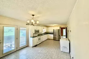 2498 Carolina 53, Elizabethtown, NC 28337 - Photo 11
