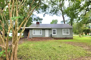 578 Charles St, Grifton, NC 28530 - Photo 1