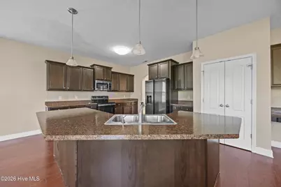 180 River Winding Road, Jacksonville, NC 28540 - Photo 17