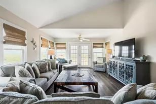 129 S Anderson Blvd, Topsail Beach, NC 28445 - Photo 5