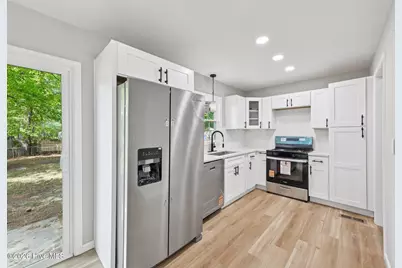 818 Rock Spring Road, Fayetteville, NC 28314 - Photo 5