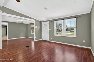102 Seabird Ln, Sneads Ferry, NC 28460 - Photo 7