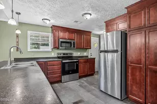 102 Seabird Ln, Sneads Ferry, NC 28460 - Photo 15