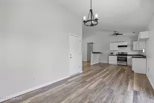 496 Sand Ridge Rd, Hubert, NC 28539 - Photo 13