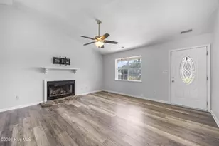 496 Sand Ridge Rd, Hubert, NC 28539 - Photo 7