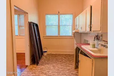 602 E Gertrude Street, Fairmont, NC 28340 - Photo 13