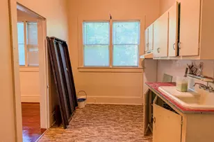 602 E Gertrude St, Fairmont, NC 28340 - Photo 13