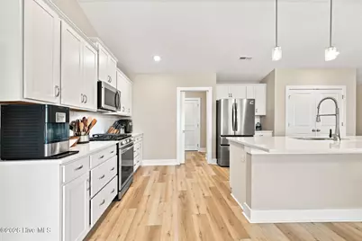 1504 Mainsail Road, Morehead City, NC 28557 - Photo 11