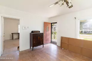 113 E Carteret St, Edenton, NC 27932 - Photo 3