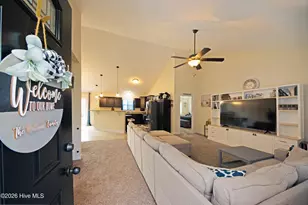 200 Gillcrest Ct, Jacksonville, NC 28540 - Photo 7