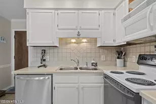 301 Commerce Way, Atlantic Beach, NC 28512 - Photo 7
