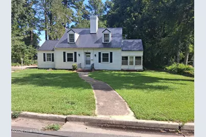 404 Wilson Avenue, Kinston, NC 28501 - Photo 1