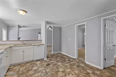 1133 Pickett Road #19, Jacksonville, NC 28540 - Photo 9
