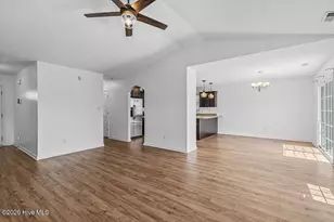 837 Dynasty Dr, Jacksonville, NC 28546 - Photo 9