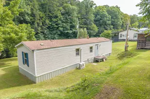 1089 Glen Stalcup Rd, Murphy, NC 28906 - Photo 9