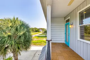 1615 Spot Ln, Carolina Beach, NC 28428 - Photo 11