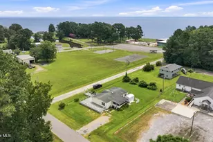 100 Clubhouse Rd, Hertford, NC 27944 - Photo 37