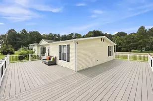 100 Clubhouse Rd, Hertford, NC 27944 - Photo 3