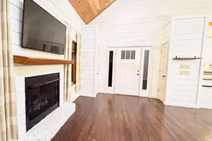 172 Gardenia Ct, Marble, NC 28905 - Photo 3