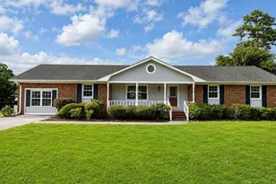 4622 Dean Dr, Wilmington, NC 28405 - Photo 1