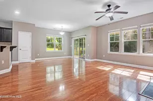 105 Birdsong Ct, Aberdeen, NC 28315 - Photo 5