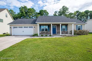 258 Breakwater Dr, Sneads Ferry, NC 28460 - Photo 1