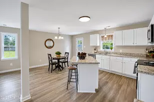 303 Big Tree Ln, Chinquapin, NC 28521 - Photo 11