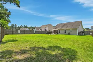 215 Preswick Dr, Rocky Point, NC 28457 - Photo 37