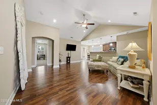 215 Preswick Dr, Rocky Point, NC 28457 - Photo 7