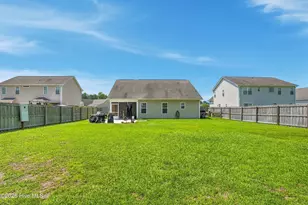 215 Preswick Dr, Rocky Point, NC 28457 - Photo 41