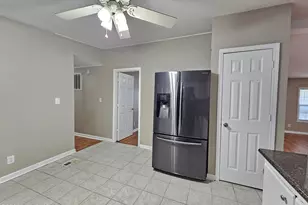 202 Castlebury Ln, Hubert, NC 28539 - Photo 11